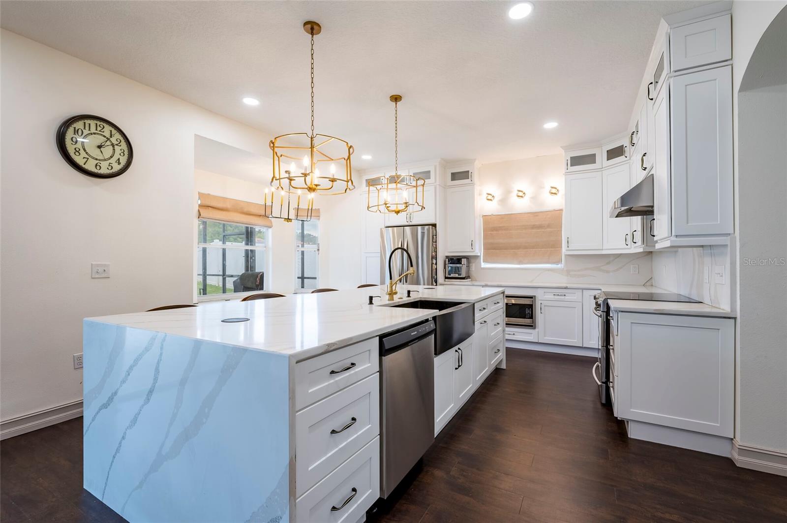 18182 SANDY POINTE DR — photo 15