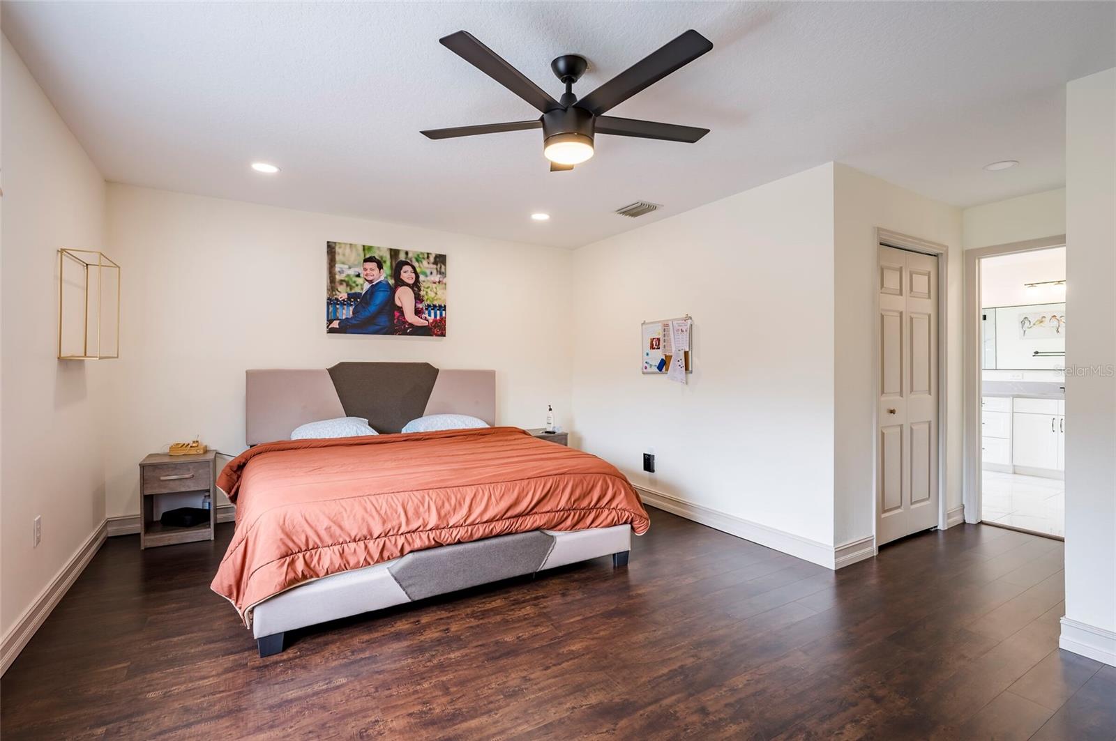 18182 SANDY POINTE DR — photo 35