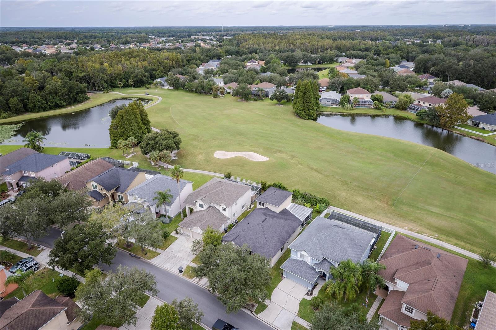 18182 SANDY POINTE DR — photo 3