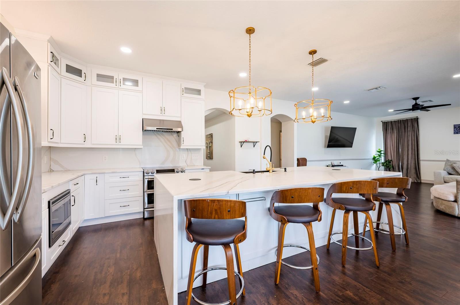 18182 SANDY POINTE DR — photo 21