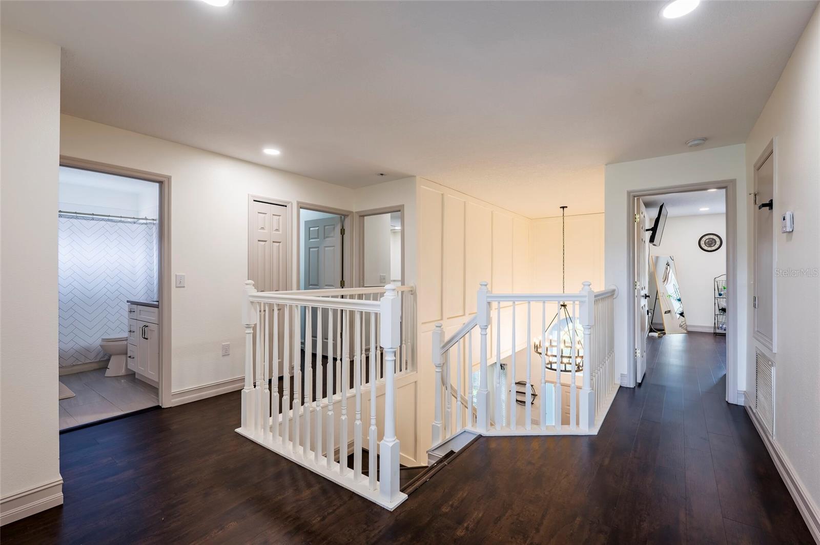 18182 SANDY POINTE DR — photo 30