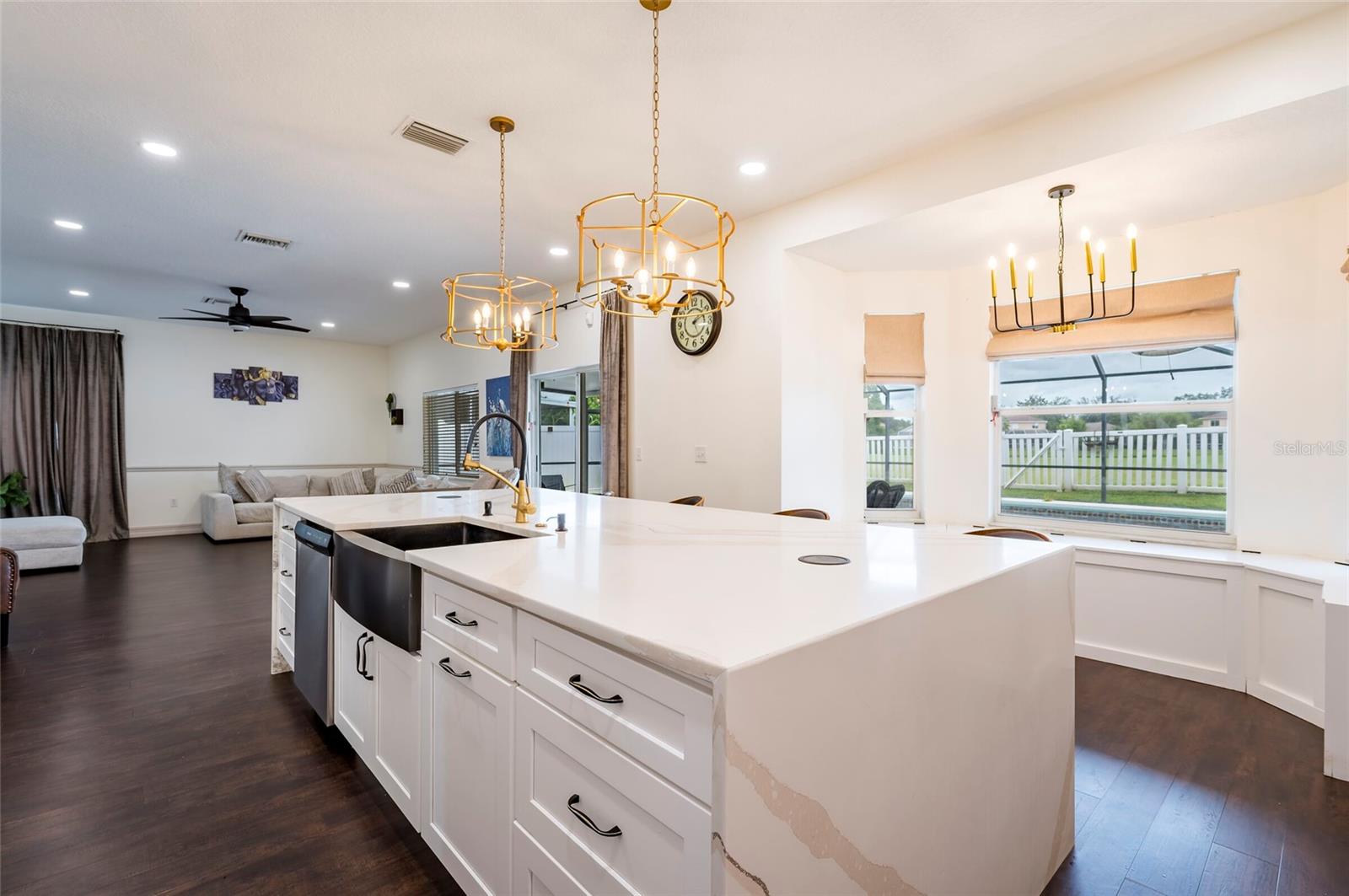 18182 SANDY POINTE DR — photo 19