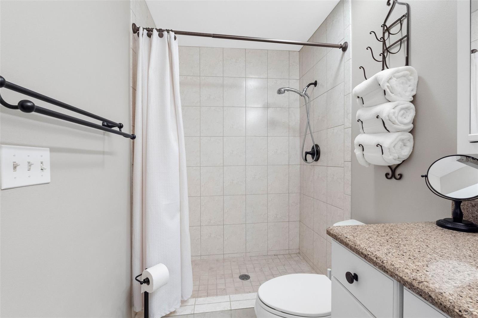 1325 IDLEWOOD DR #39 — photo 32