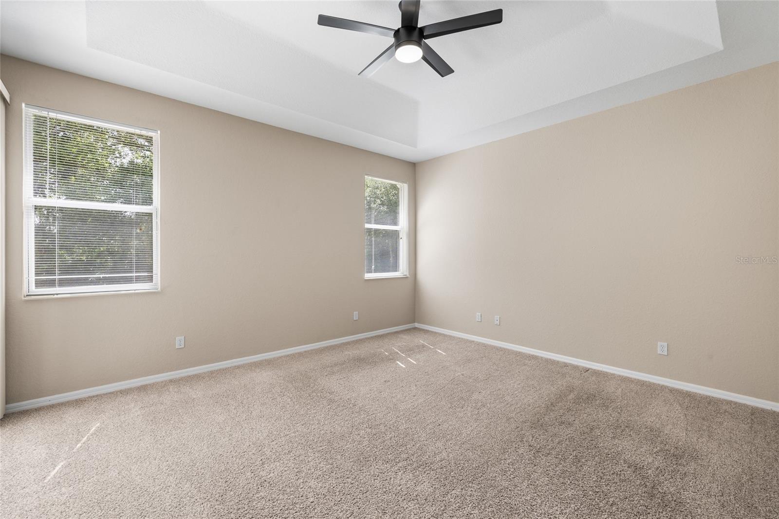 1436 HEDGEWOOD CIR — photo 27