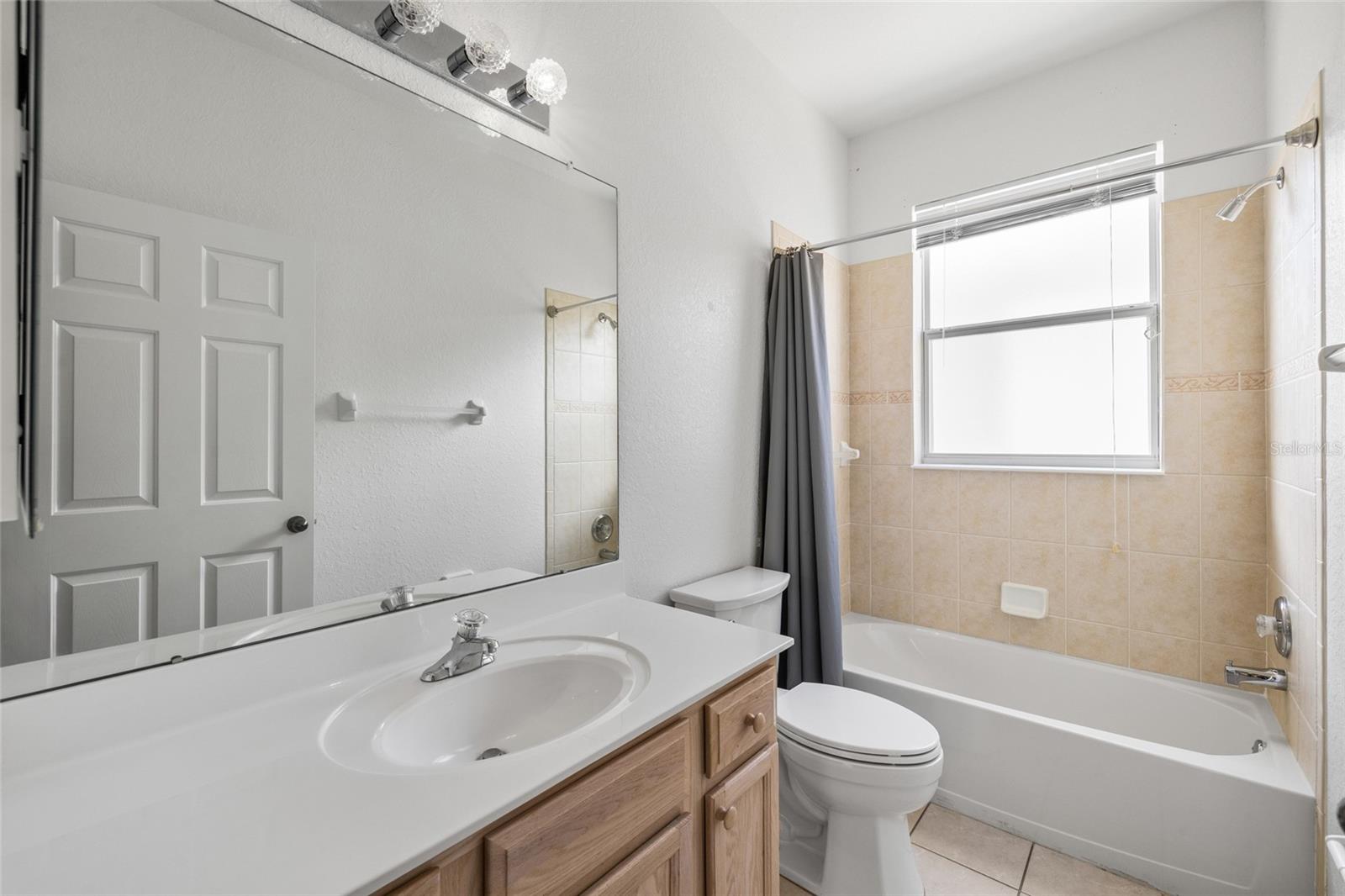 1436 HEDGEWOOD CIR — photo 31