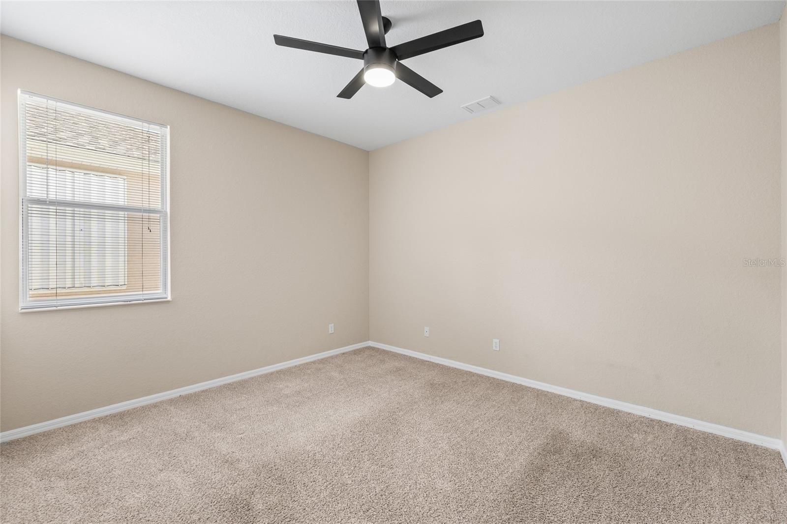 1436 HEDGEWOOD CIR — photo 30