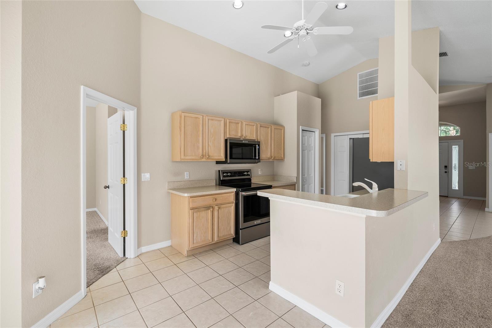 1436 HEDGEWOOD CIR — photo 11