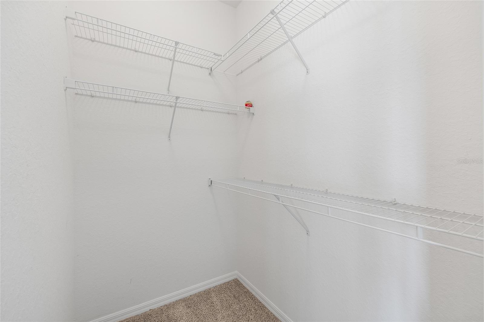 1436 HEDGEWOOD CIR — photo 24