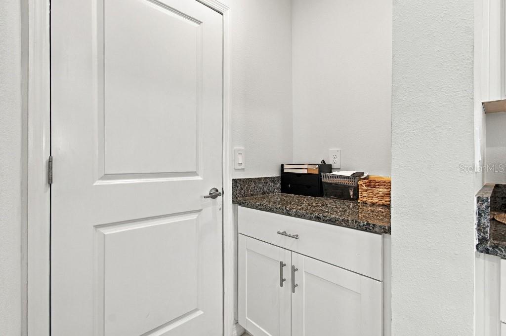 10824 FANNING SPRINGS CT — photo 15