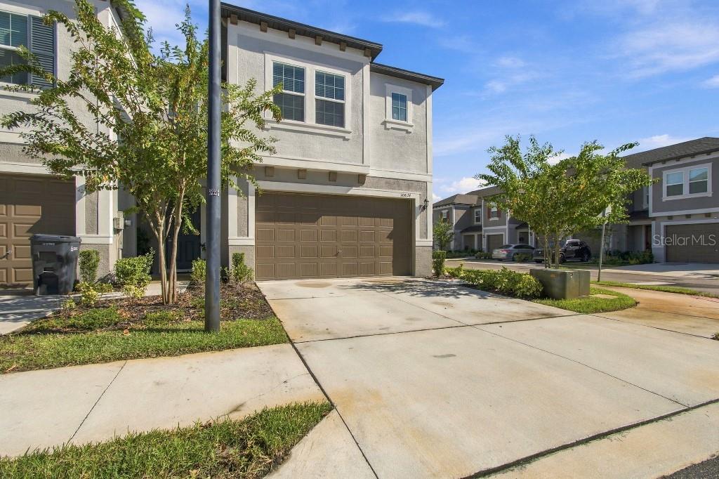 10824 FANNING SPRINGS CT — photo 3