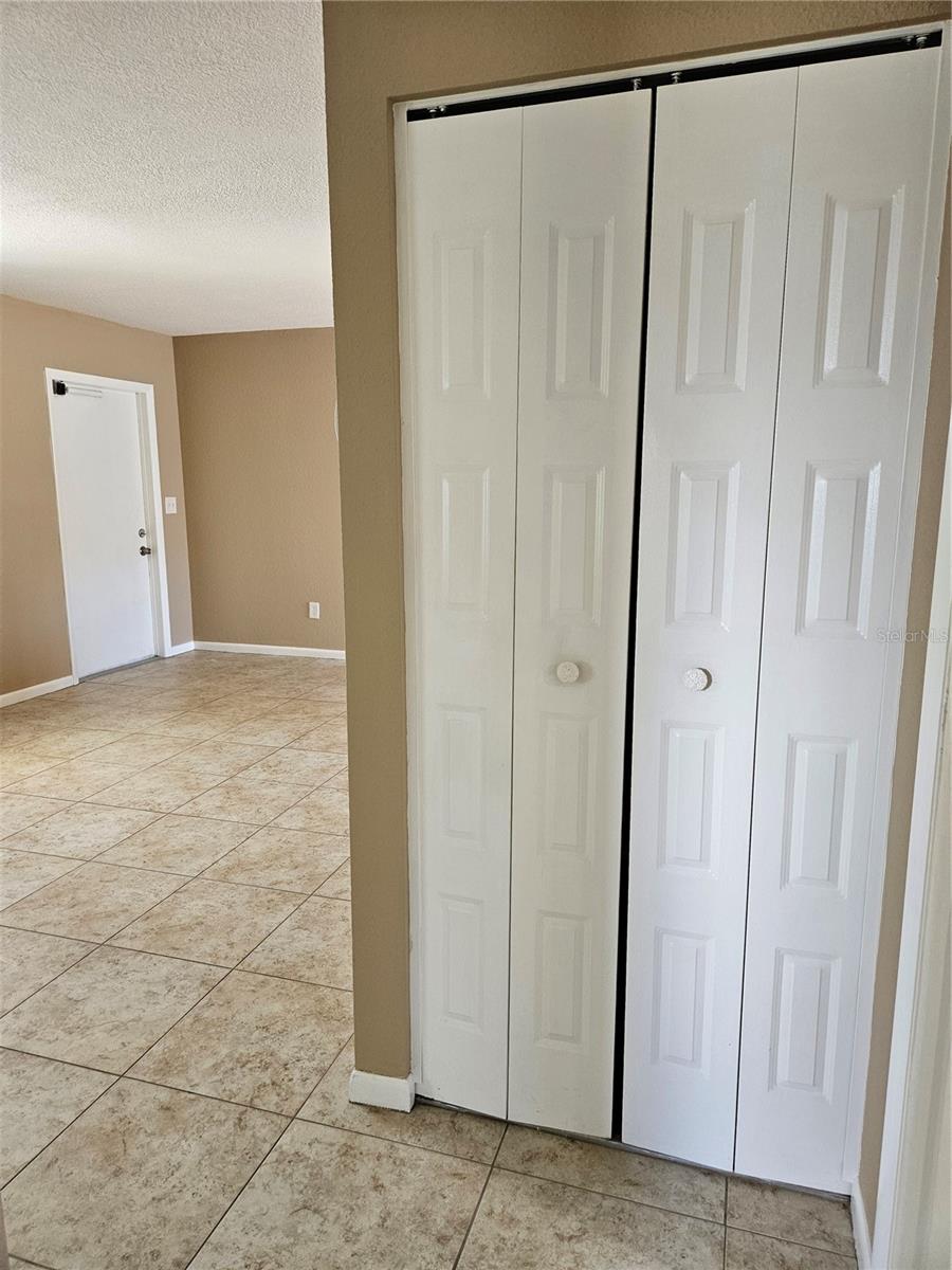 701 W BROCKTON PL — photo 18