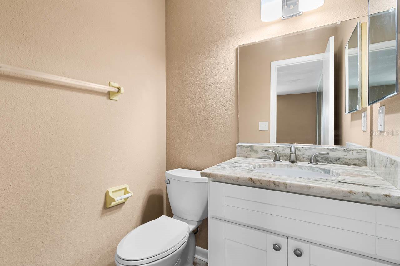 701 W BROCKTON PL — photo 27