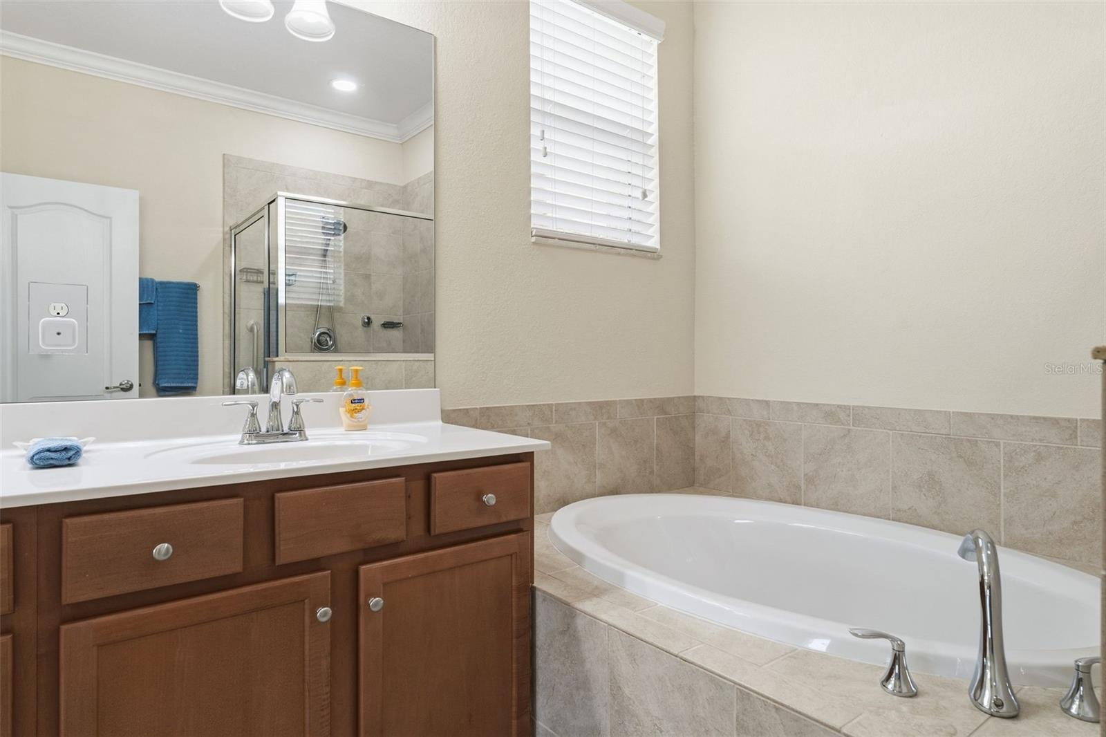 6288 GRAND CYPRESS BLVD — photo 27
