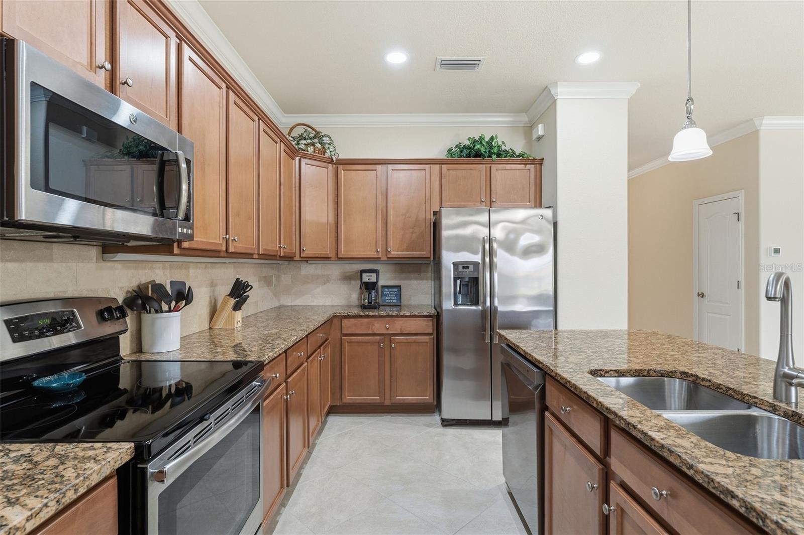 6288 GRAND CYPRESS BLVD — photo 10