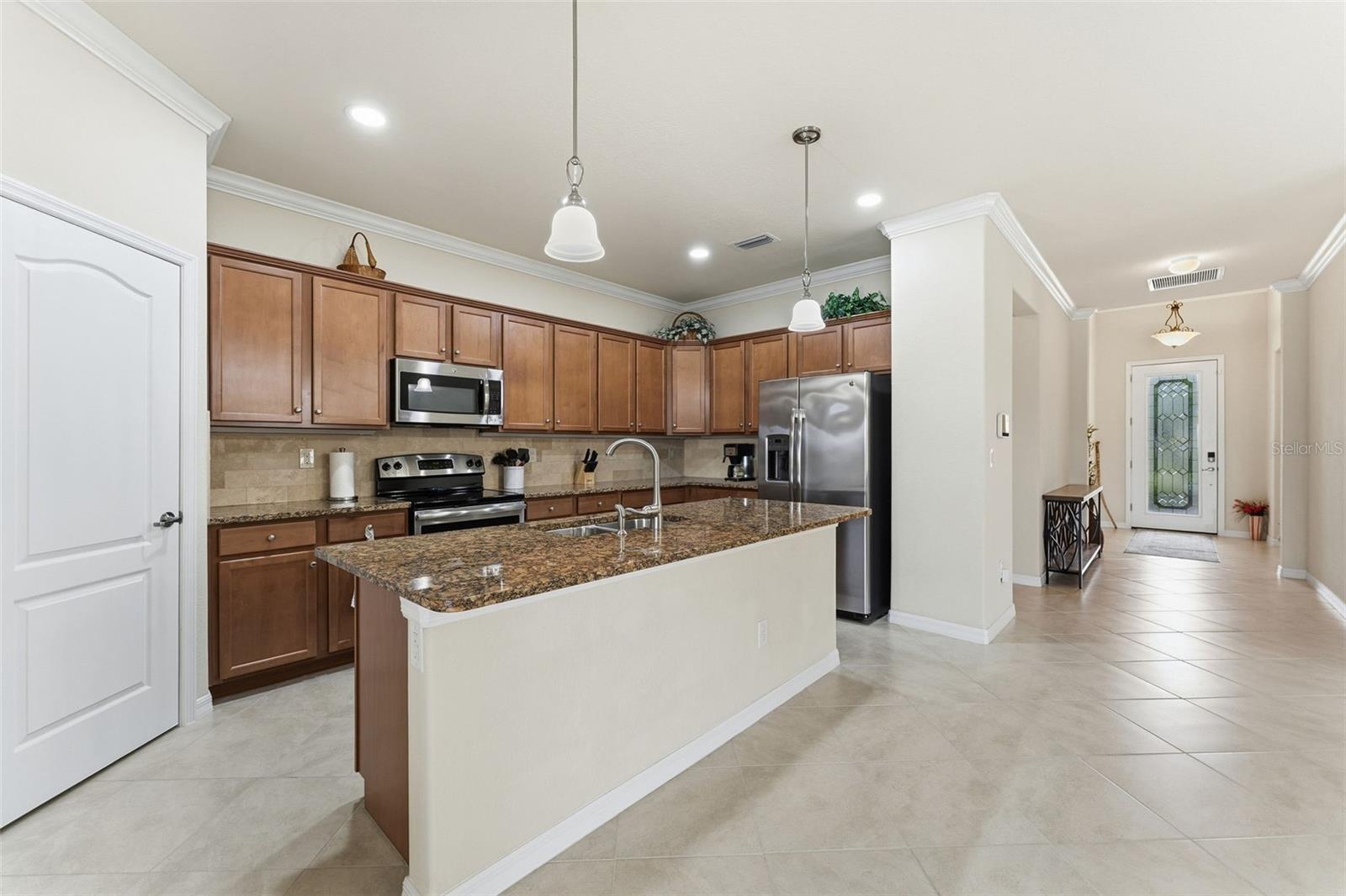 6288 GRAND CYPRESS BLVD — photo 9