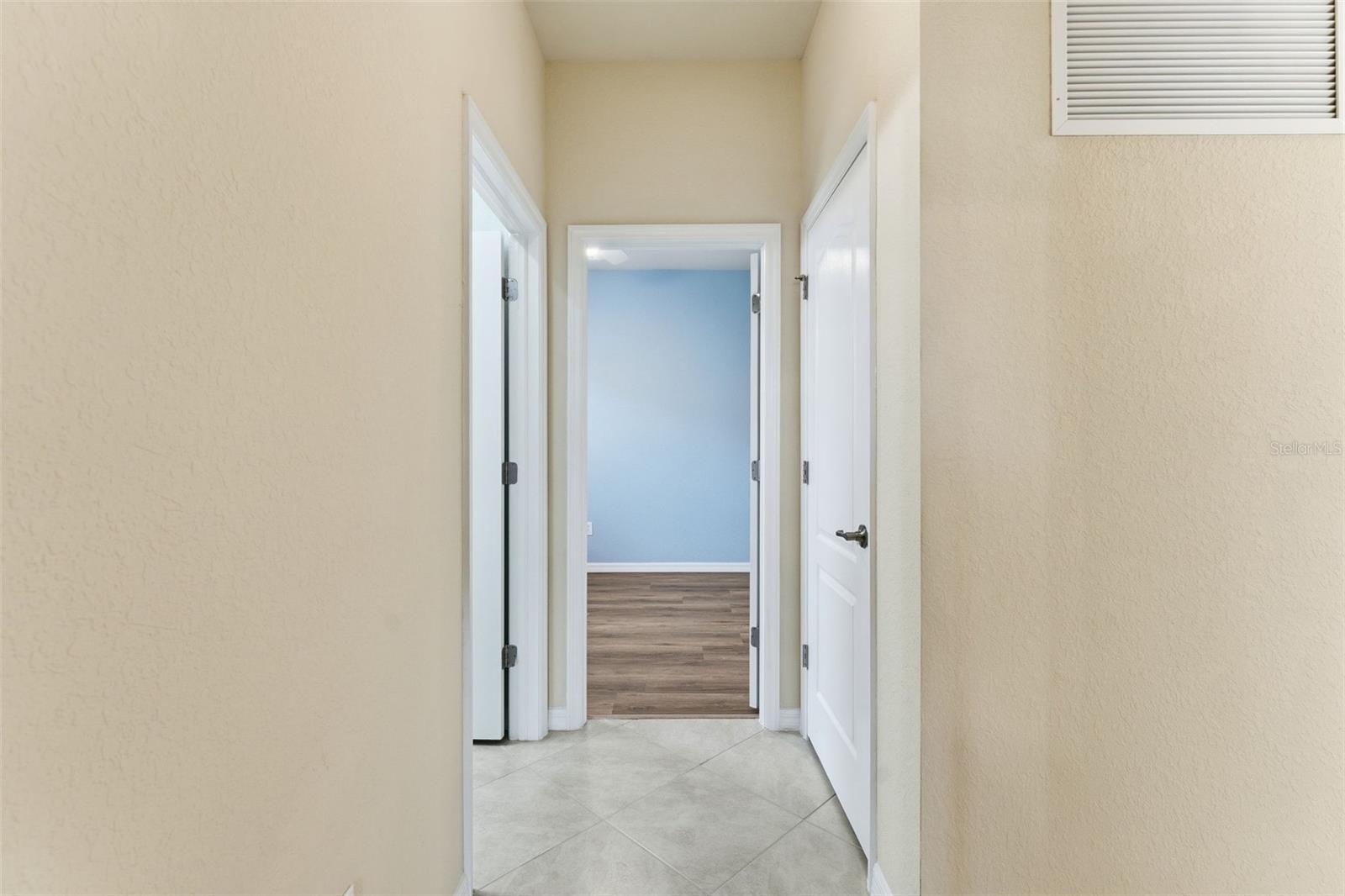 6288 GRAND CYPRESS BLVD — photo 28