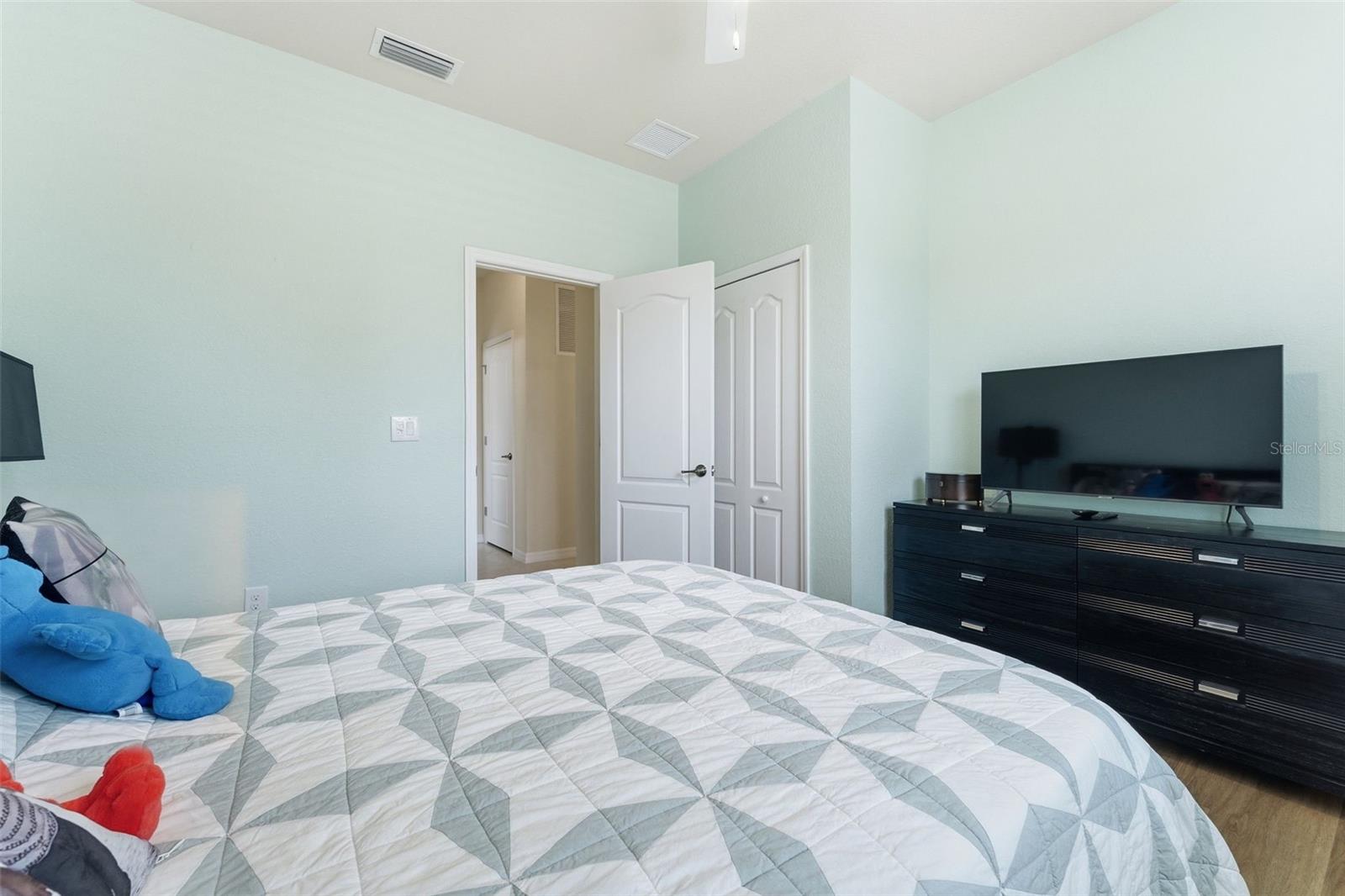 6288 GRAND CYPRESS BLVD — photo 32