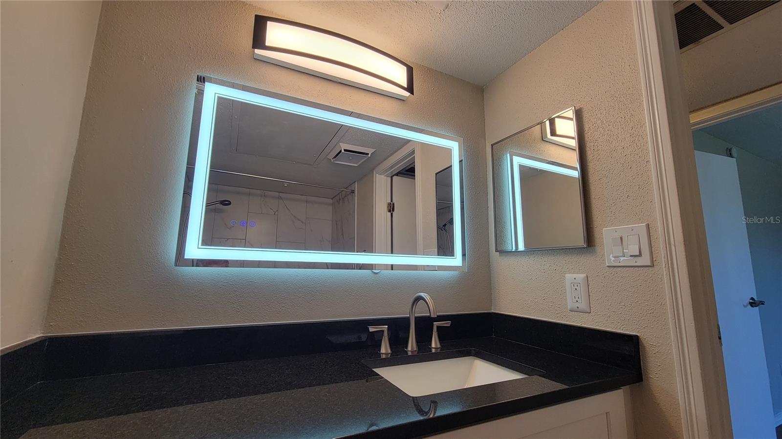 9100 DR MARTIN LUTHER KING JR ST N #206 — photo 17