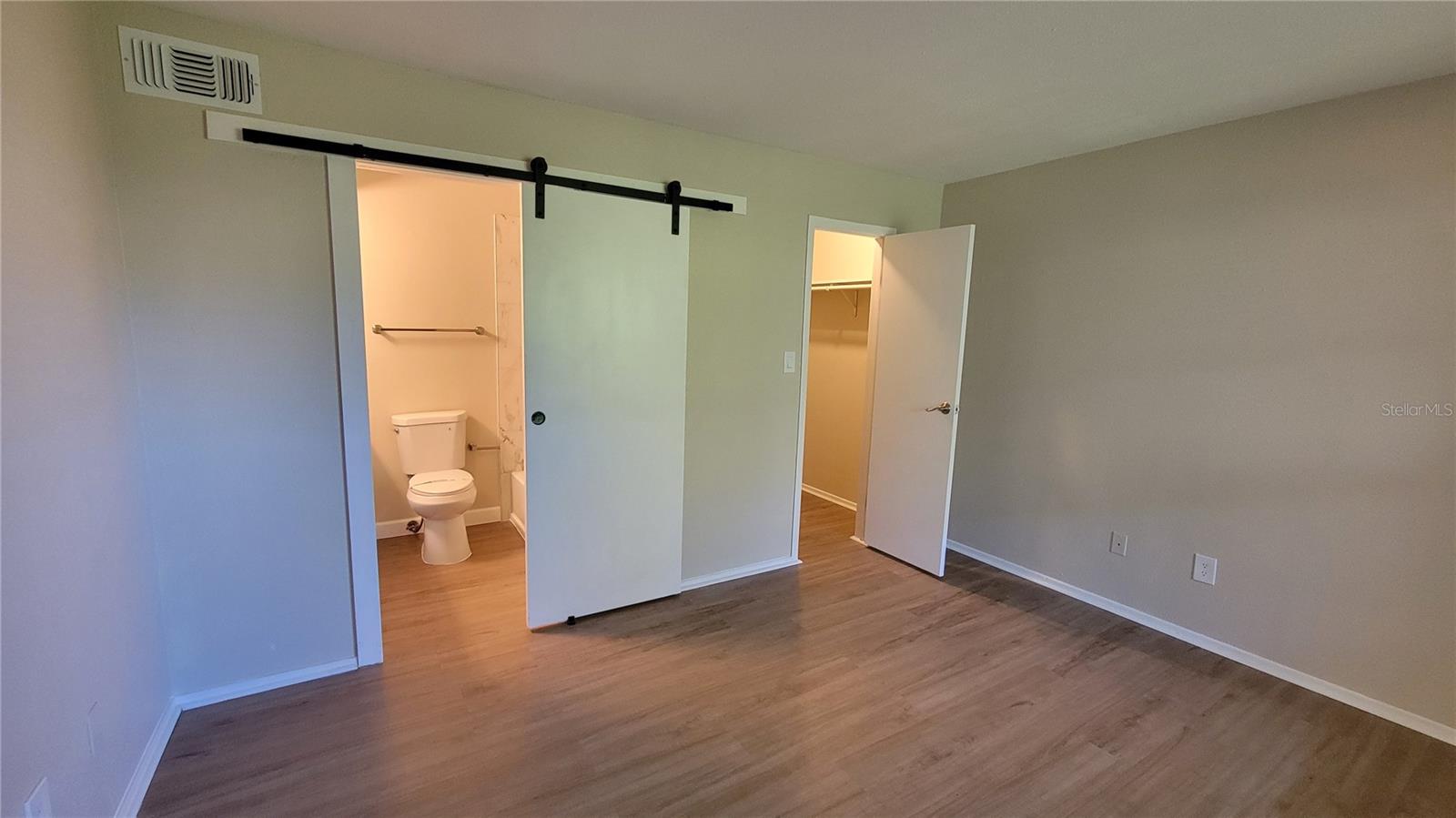 9100 DR MARTIN LUTHER KING JR ST N #206 — photo 18