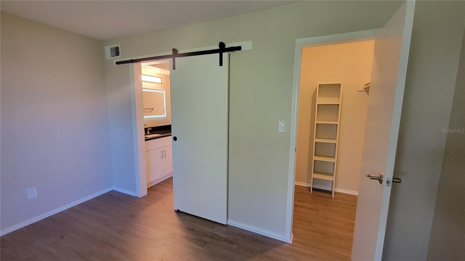 9100 DR MARTIN LUTHER KING JR ST N #206 — photo 30