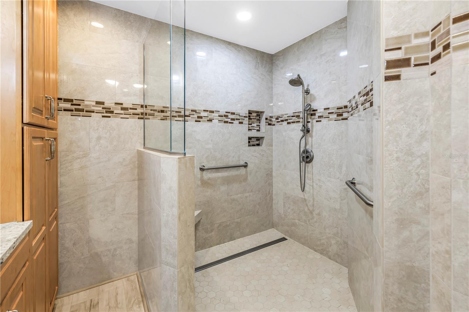 350 2ND ST N #6 — photo 30