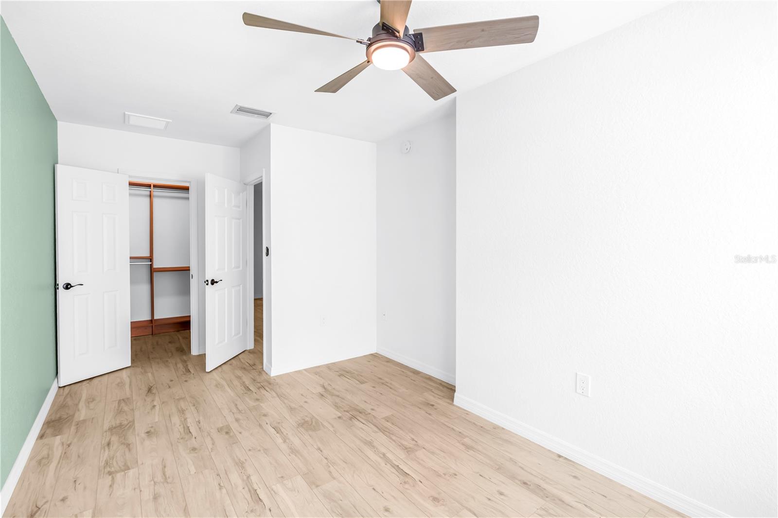 350 2ND ST N #6 — photo 42