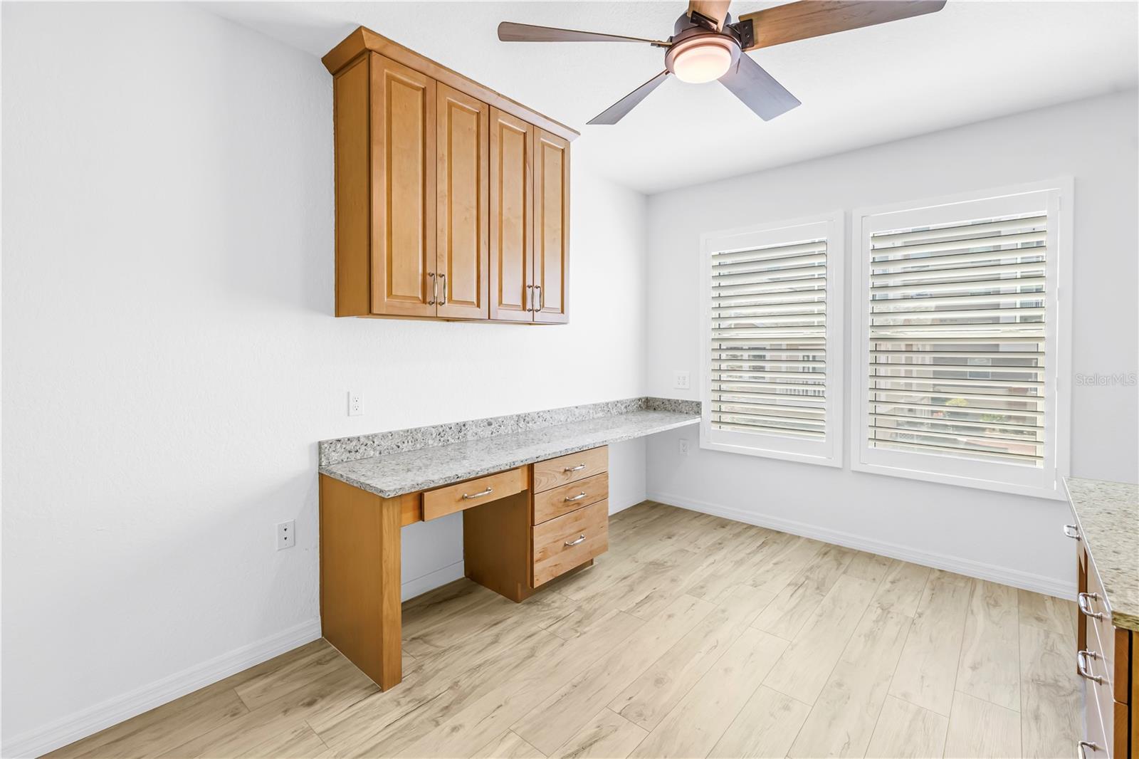 350 2ND ST N #6 — photo 35
