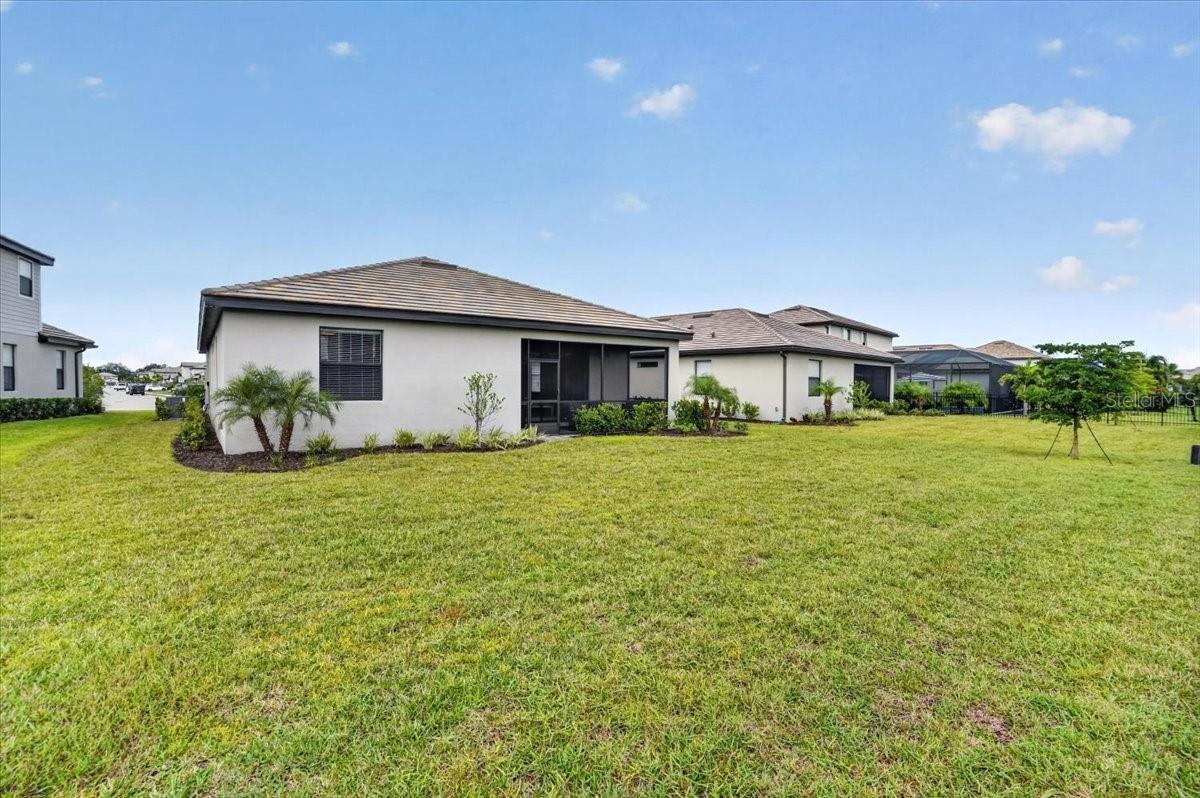 15214 SERENE SHORES LOOP — photo 30