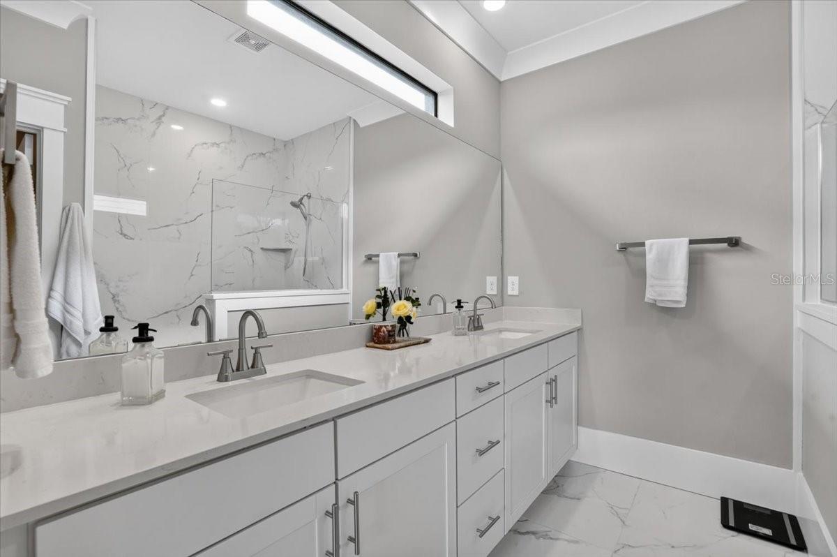15214 SERENE SHORES LOOP — photo 26