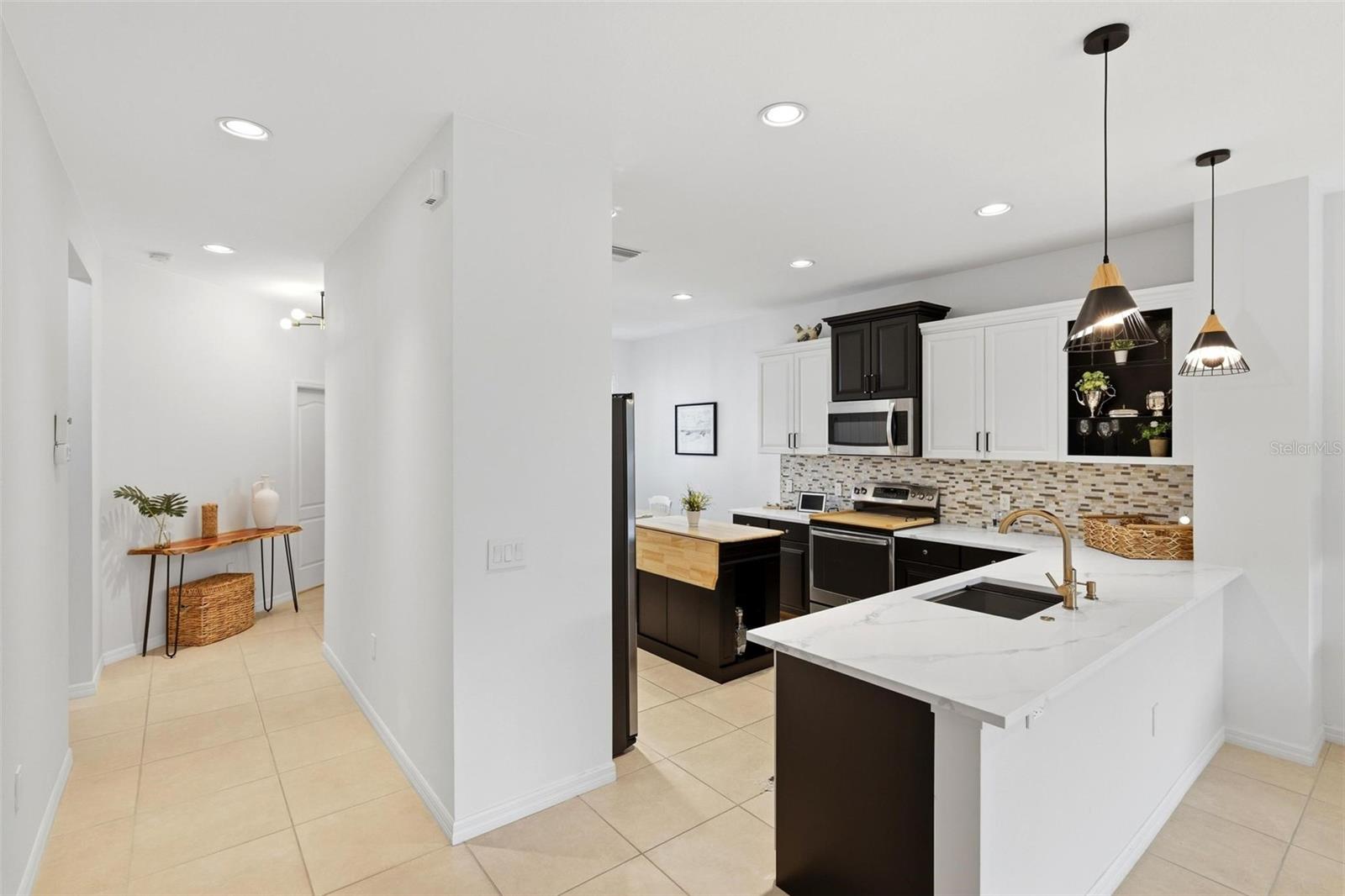 10828 LERWICK CIR — photo 12