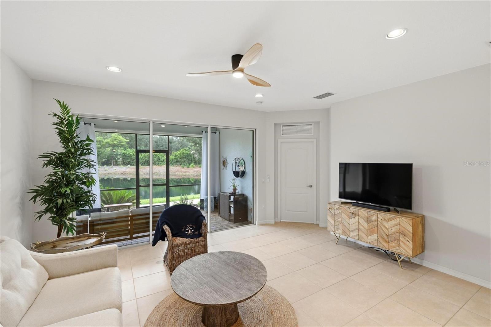 10828 LERWICK CIR — photo 17