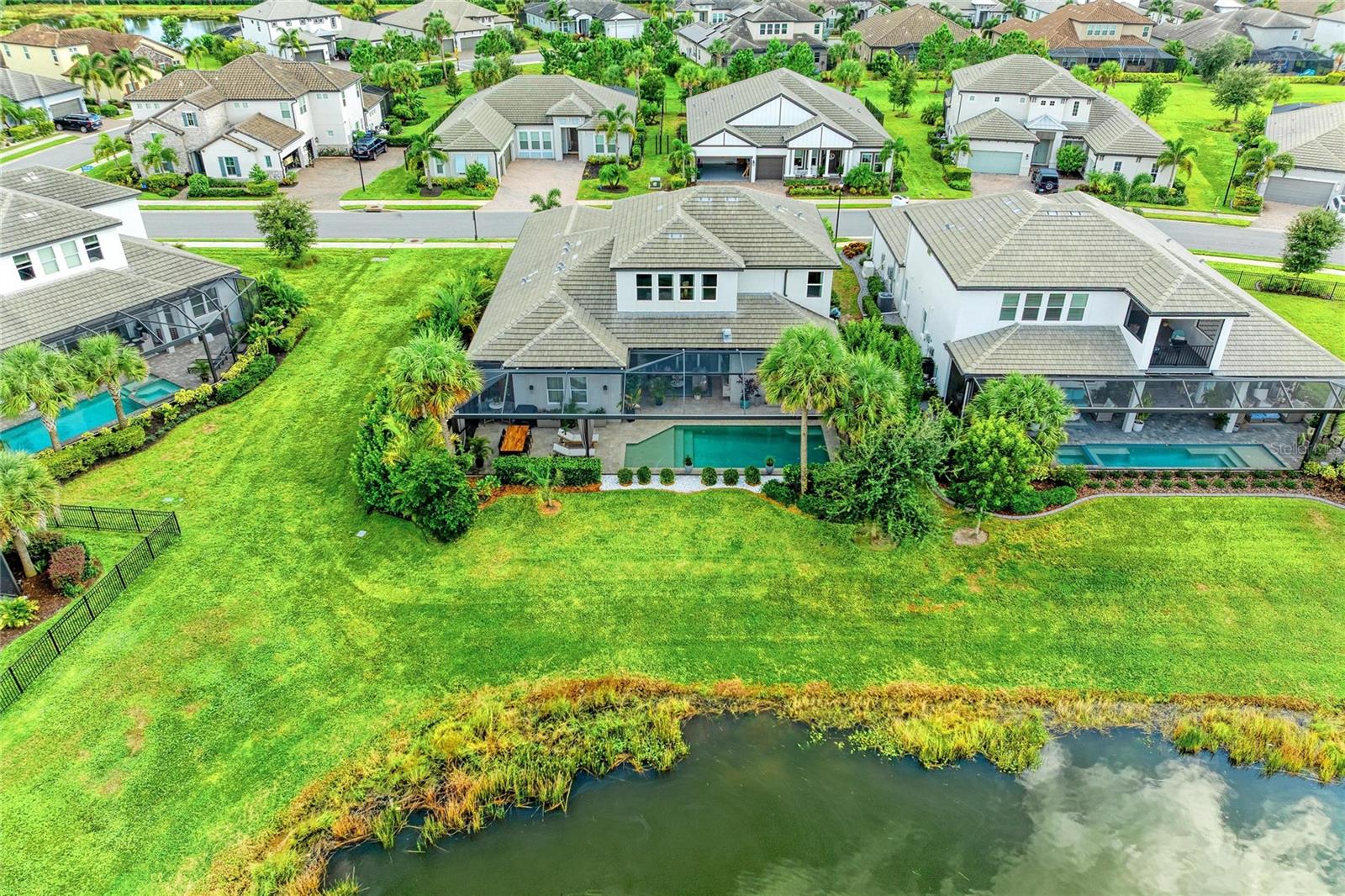 6185 LUNGO LAGO DR — photo 61
