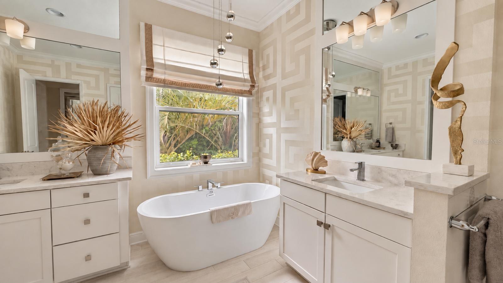 6185 LUNGO LAGO DR — photo 27