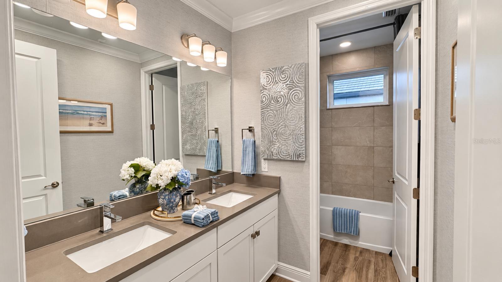 6185 LUNGO LAGO DR — photo 52