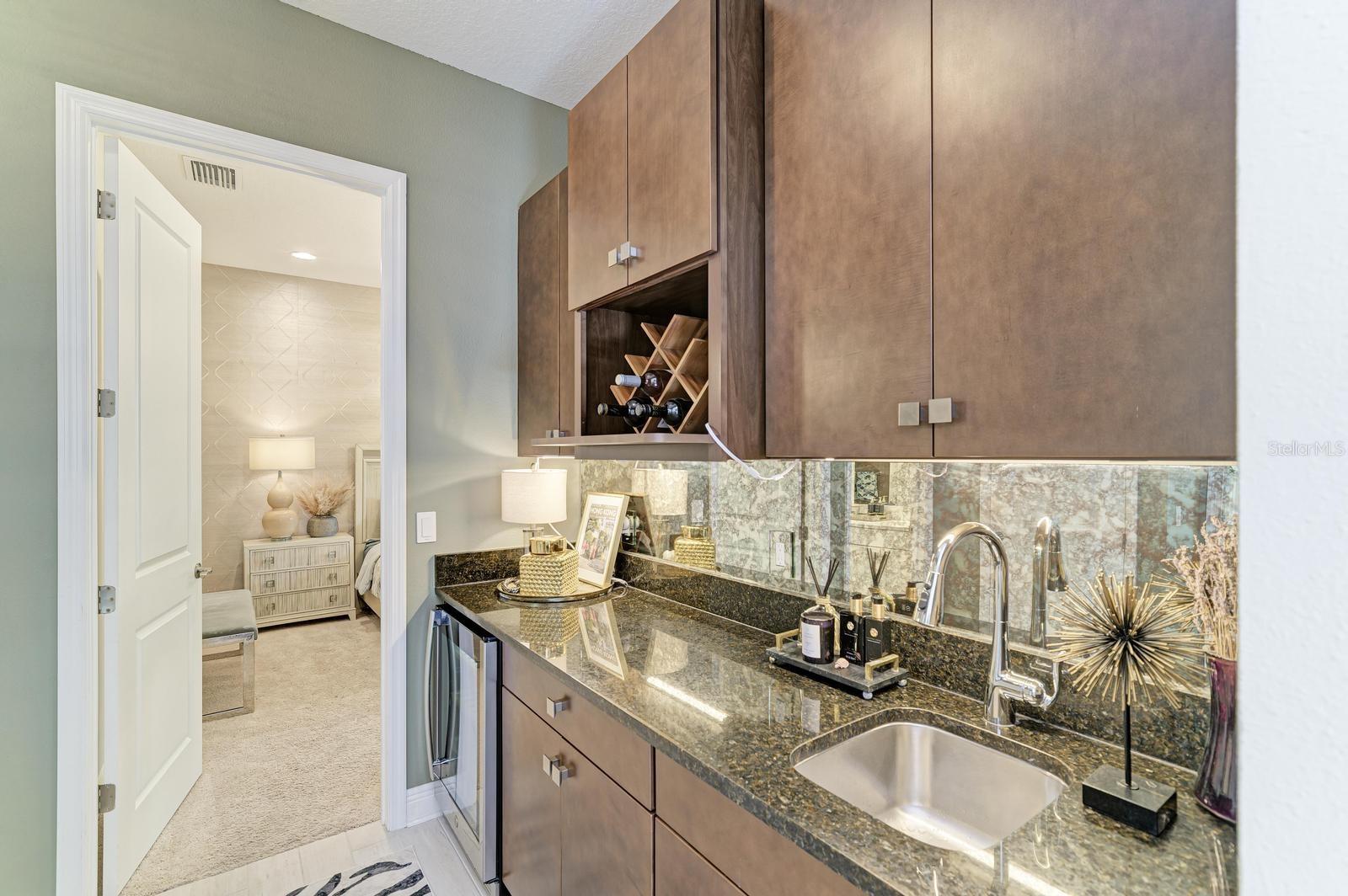 6185 LUNGO LAGO DR — photo 31