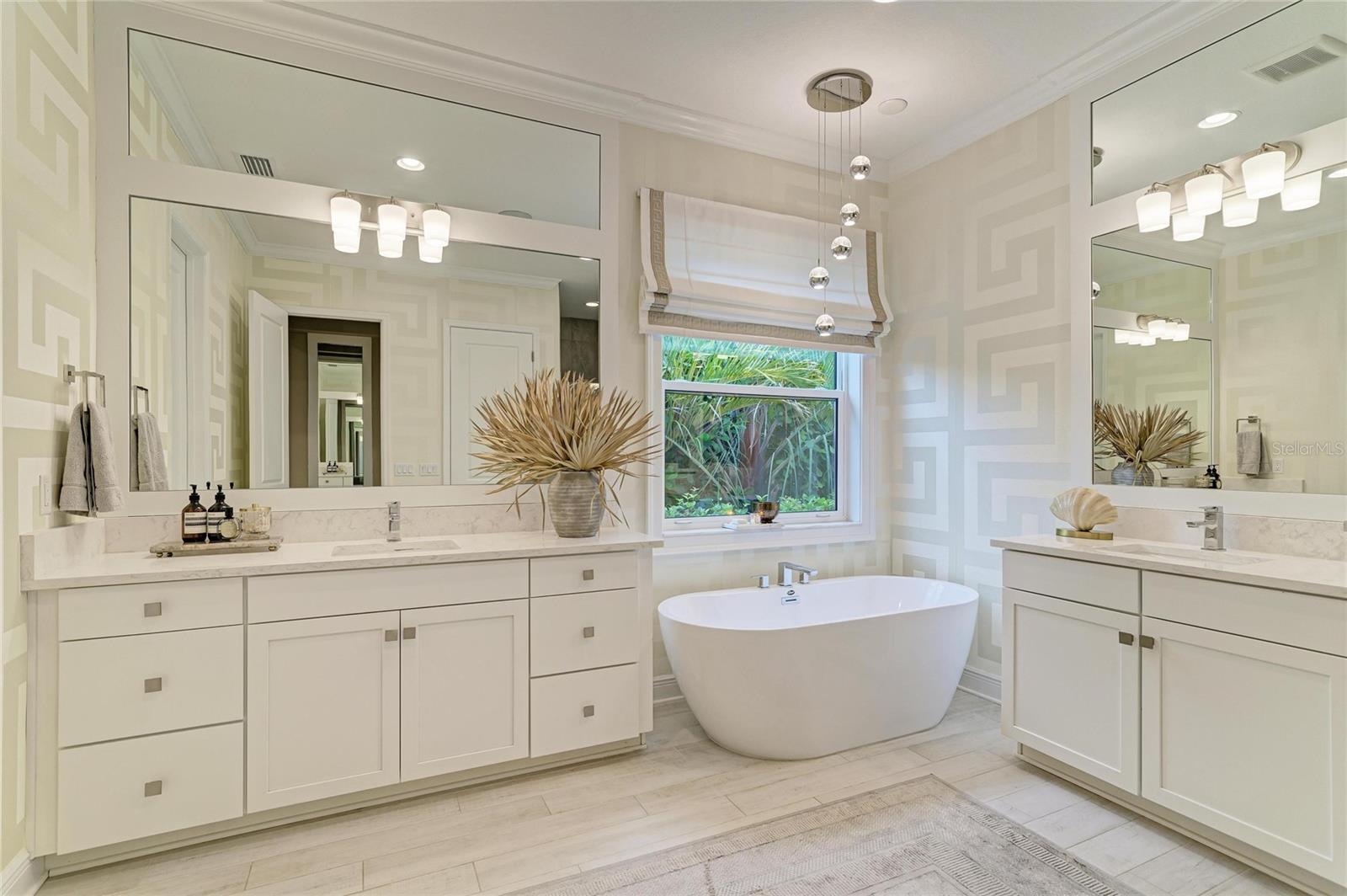 6185 LUNGO LAGO DR — photo 26