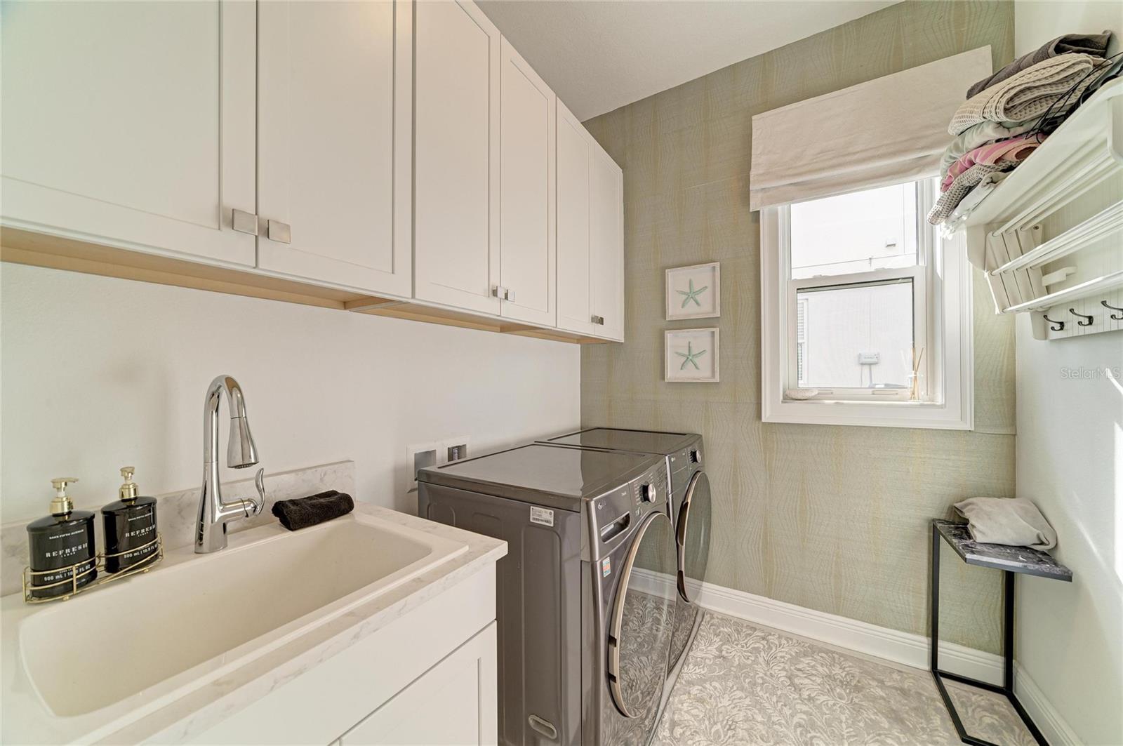 6185 LUNGO LAGO DR — photo 41