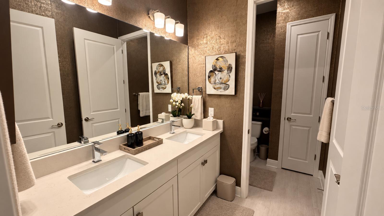 6185 LUNGO LAGO DR — photo 38