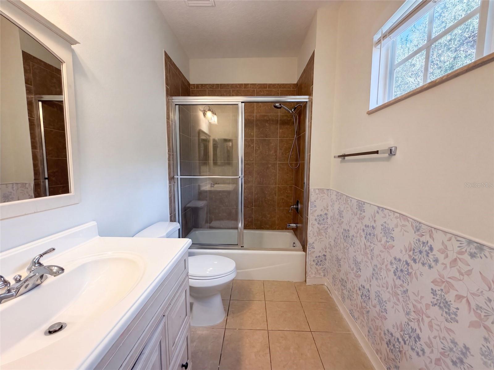 2015 RIVER CROSSING DR — photo 19