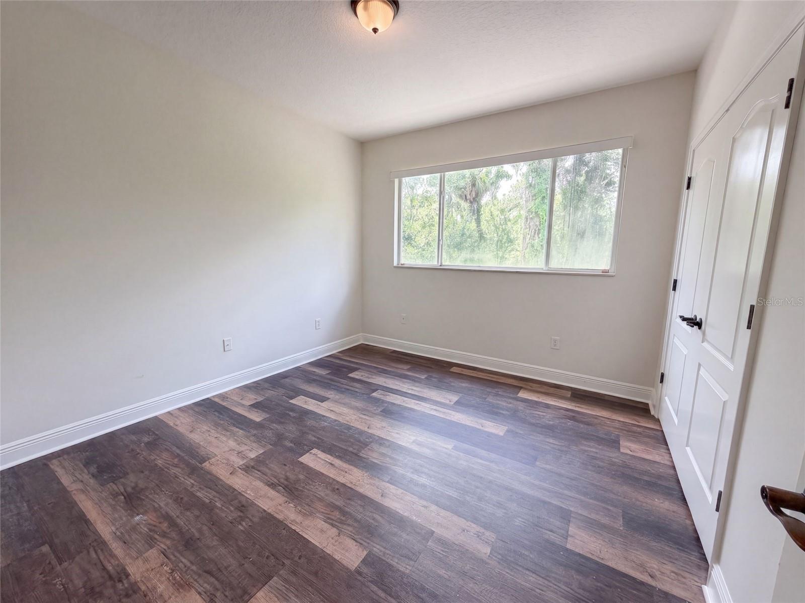2015 RIVER CROSSING DR — photo 18