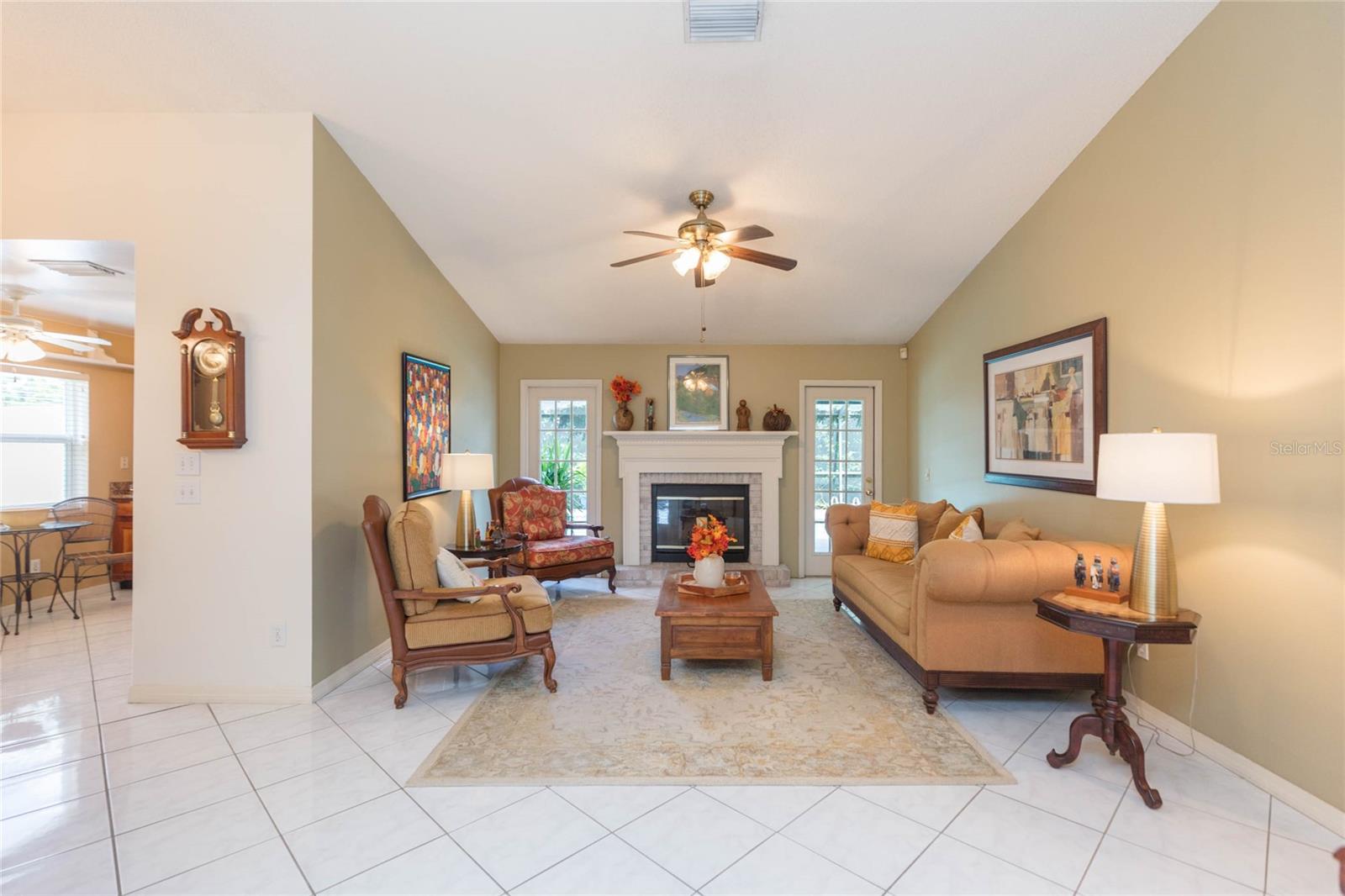 4932 CYPRESS TRACE DR — photo 3