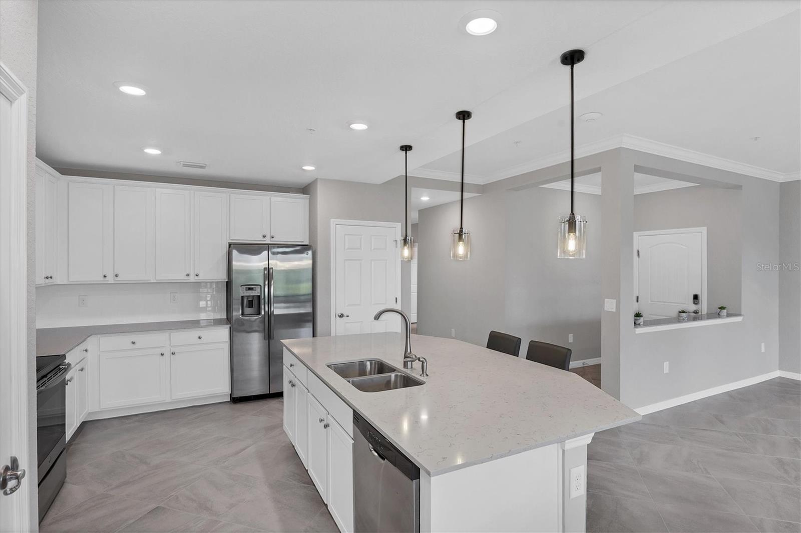10063 CROOKED CREEK DR #101 — photo 17