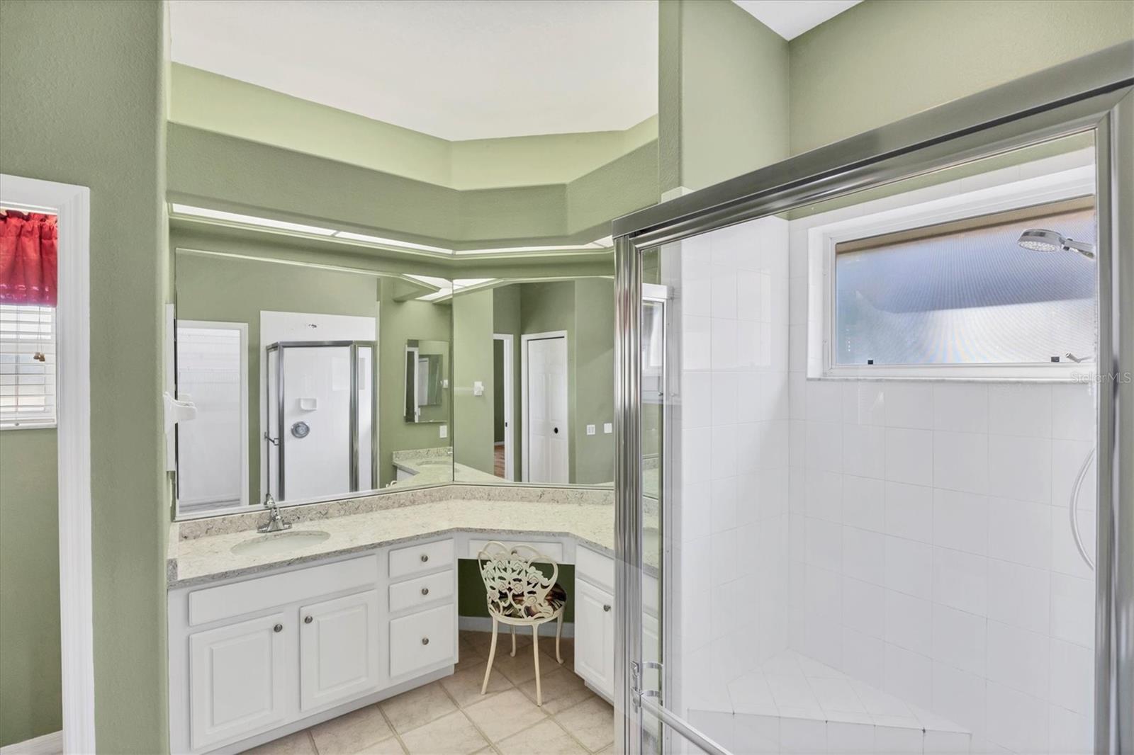446 PINEWOOD LAKE DR — photo 46