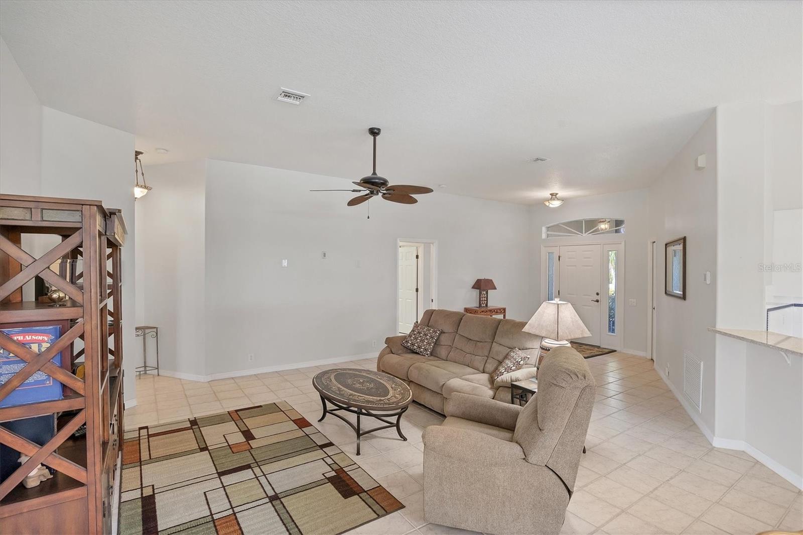 446 PINEWOOD LAKE DR — photo 41
