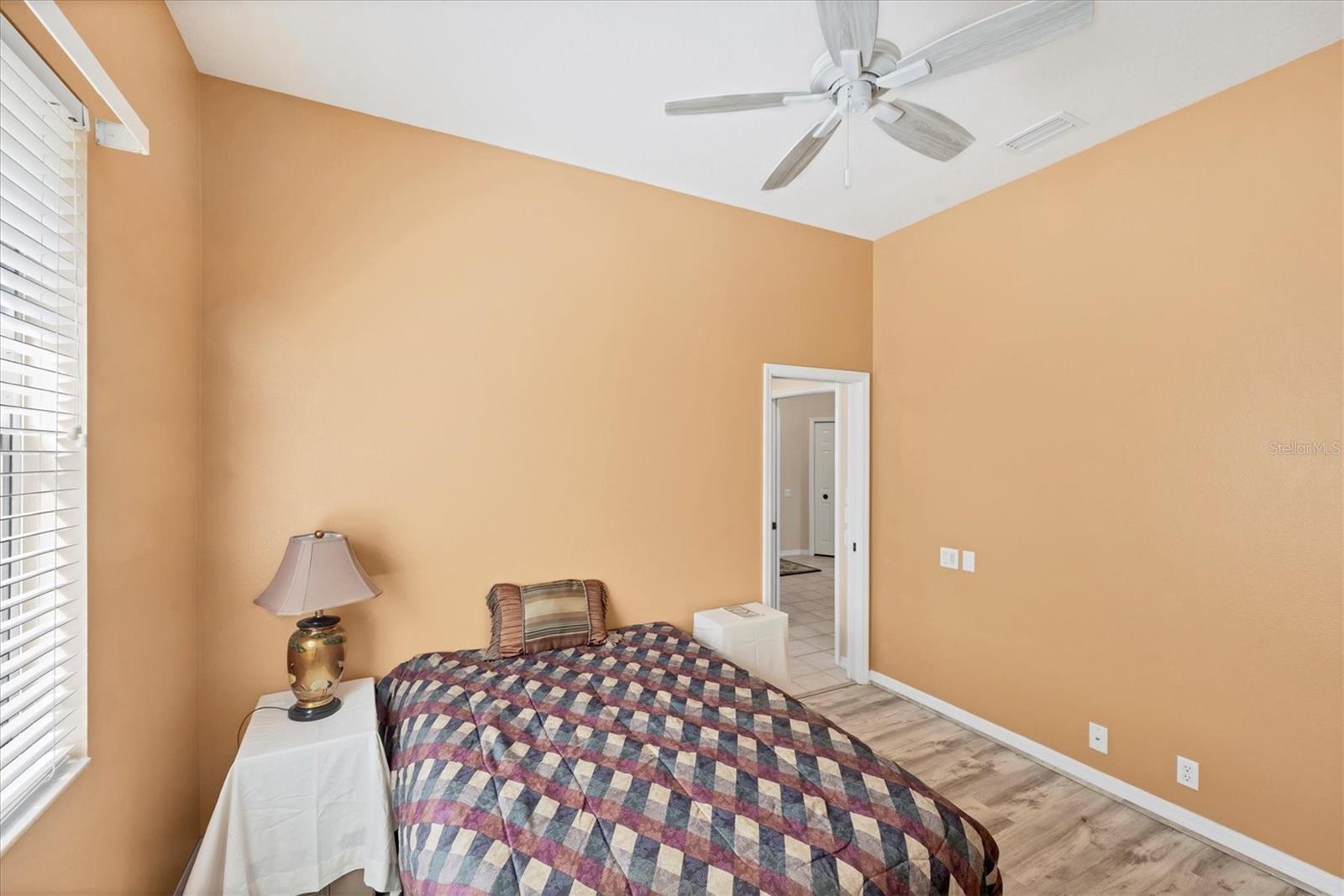 446 PINEWOOD LAKE DR — photo 51