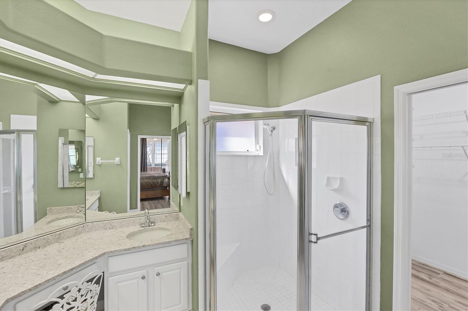 446 PINEWOOD LAKE DR — photo 47