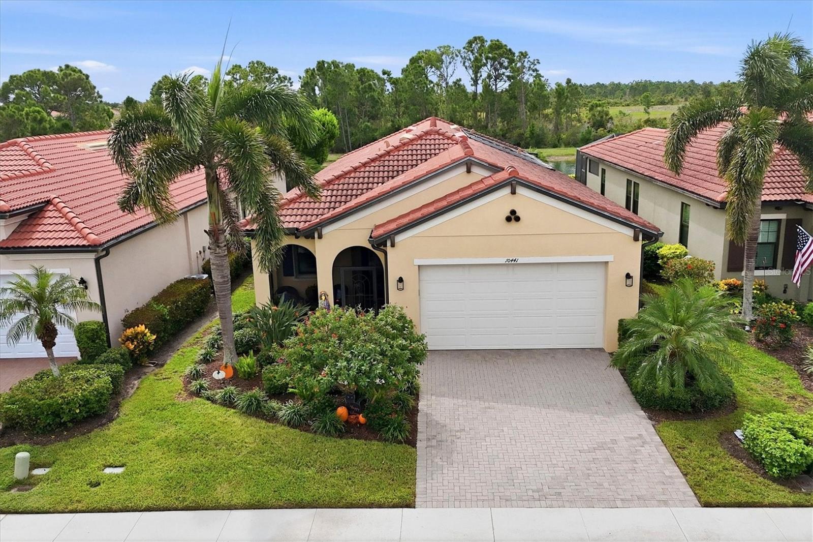 10441 CROOKED CREEK DR — photo 4