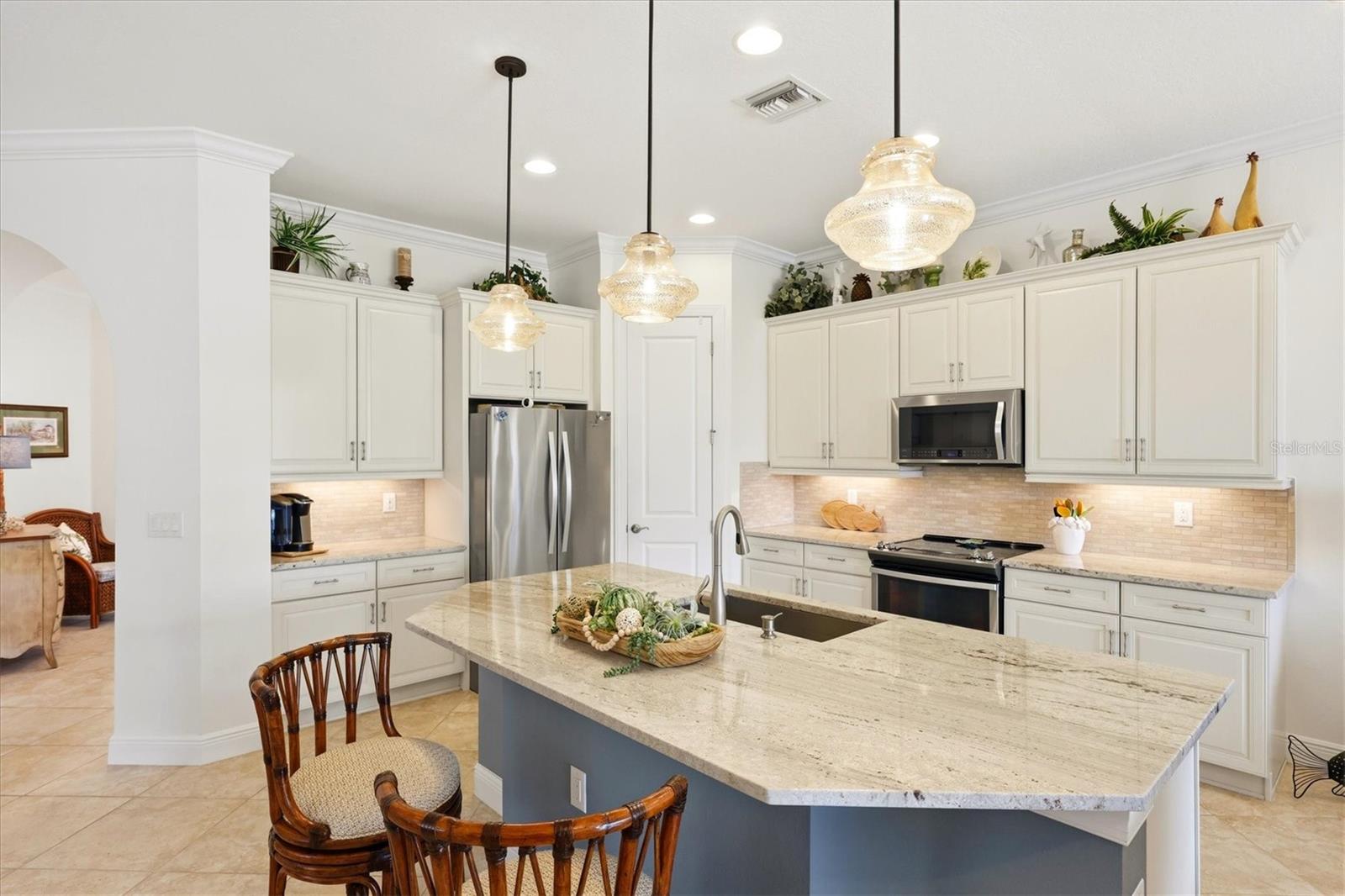 10441 CROOKED CREEK DR — photo 35