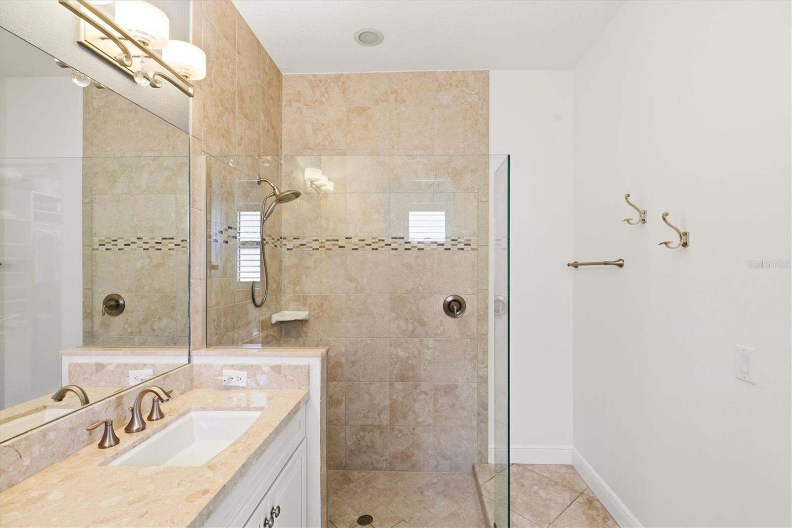 10441 CROOKED CREEK DR — photo 52