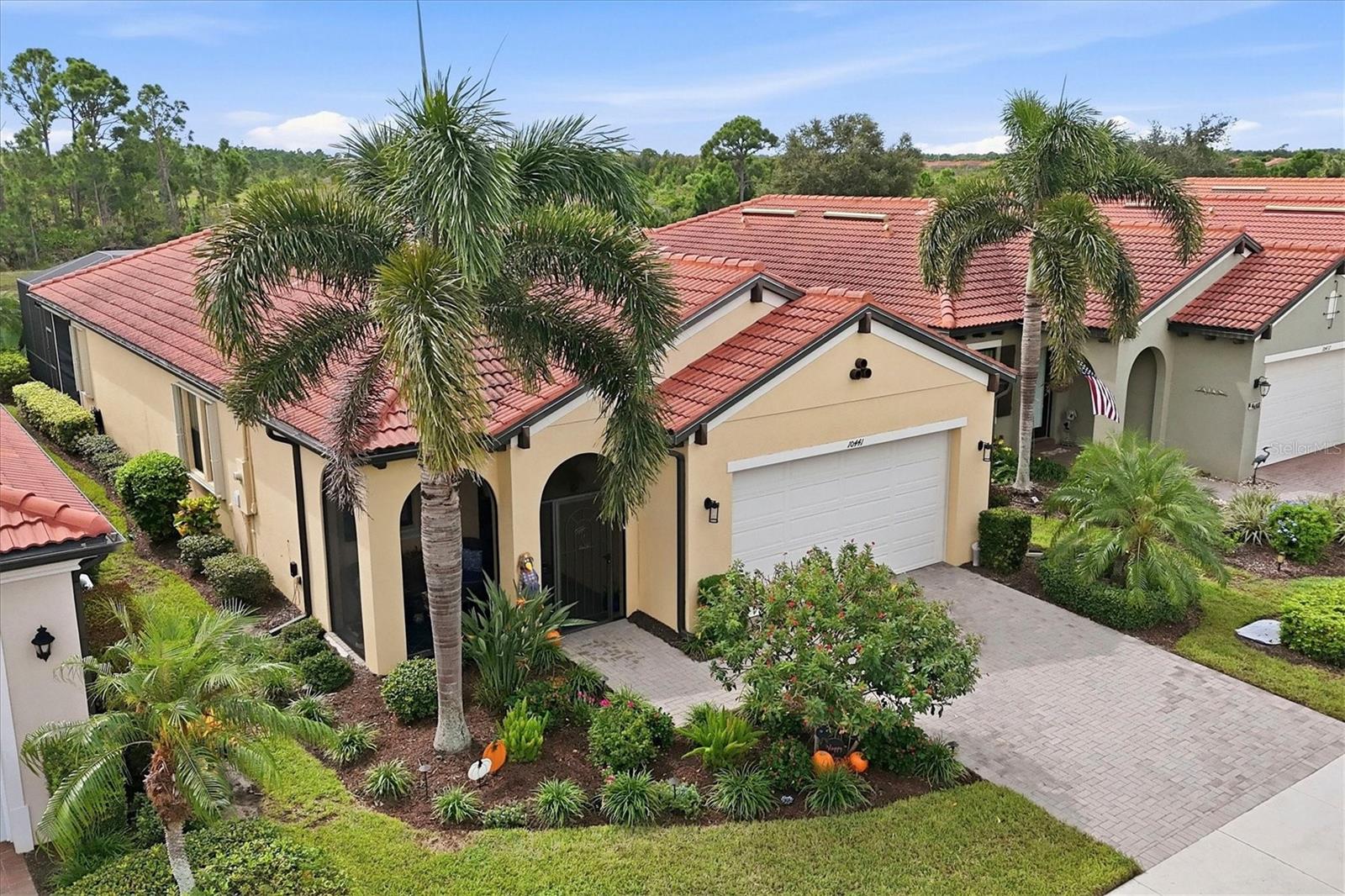 10441 CROOKED CREEK DR — photo 3